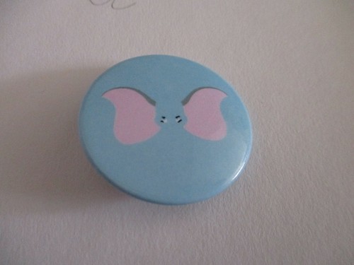 Pins disney mini badge cast - ,