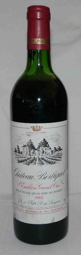 Vin rouge saint - rouge, emilion