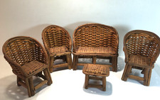 Salon de poupée ancien en