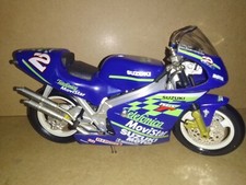 Moto Suzuki RGV 500 K.Roberts