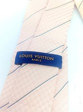 Auth cravate louis vuitton en