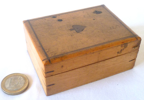 Petite boite jeu cartes - de,