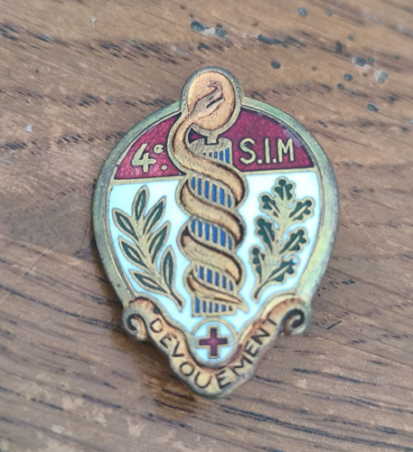 Insigne sim section - insigne, 4°