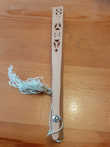 Joli eventail bois de - joli, en
