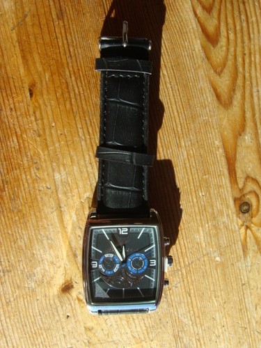 Montre rectangulaire daniel - montre,