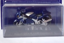 MOTO SUZUKI GSX R 1300