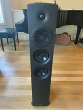 set of 2 Paradigm Premier 700F