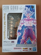 Bandai Sh Figuarts Goku Ultra