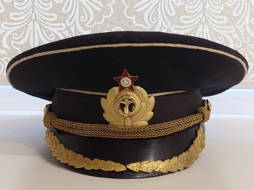 Casquette militaire