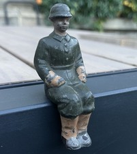 A Identifier : Soldat Américain Assis Plomb Creux "Printemps" - JRD CIJ ?