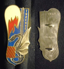 INSIGNE MILITAIRE –