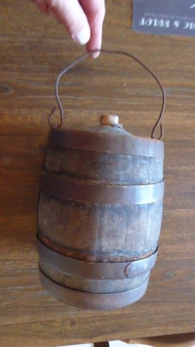 Ancien tonnelet petit - tonnelet, tonneau