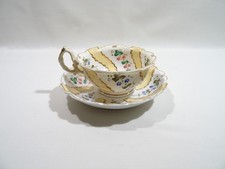 ANCIENNE TASSE ET SOUS TASSE