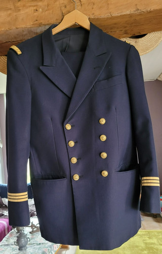 Ancienne tenue marine - la,