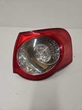 Feu arriere principal droit