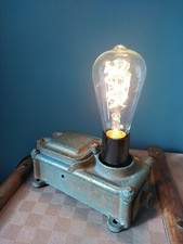 Lampe Interrupteur industriel Objet ancien détourné Métier création artisanale