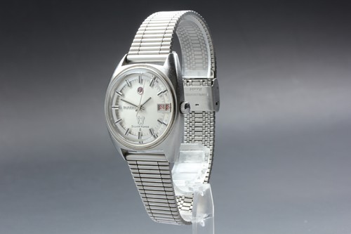 Presque comme neuve montre - [presque, neuve]