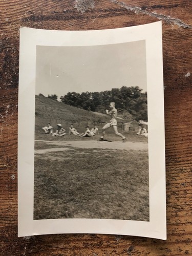 Vintage photo guy baseball - photo,