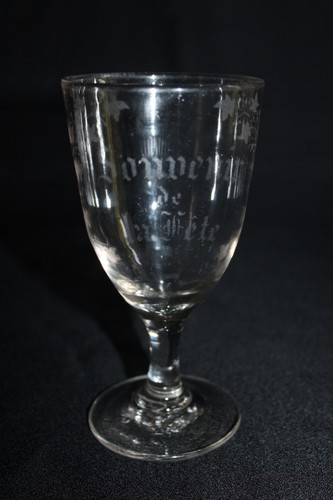Verre eau gravé à - eau,