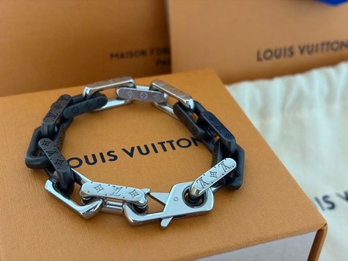 Bracelet louis vuitton chaîne - louis,