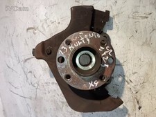 MOYEU DE ROUE AVANT GAUCHE