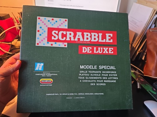Boite vide pour - , scrabble
