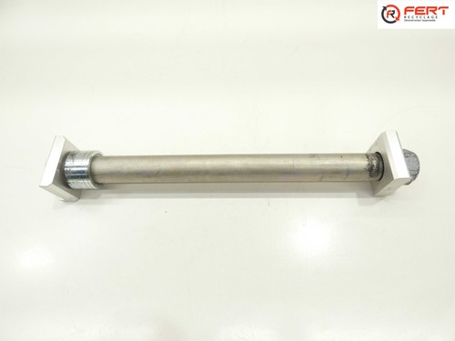 Axe roue arrière yamaha - (yamaha,