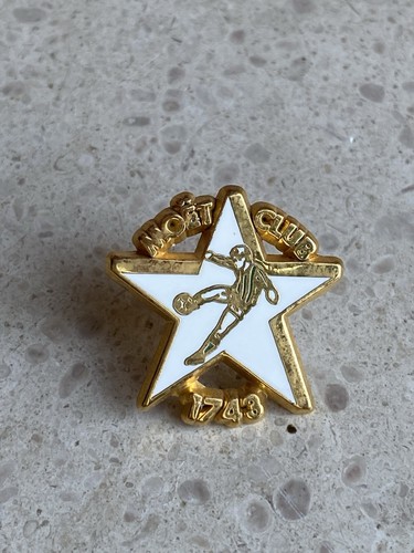 Pin moët club - club, 1743