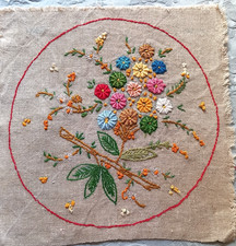 1 NAPPERON OUVRAGE  ANCIEN A