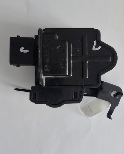 Peugeot 208 relais interface