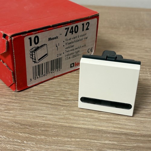 Legrand ancien mosaic va et - -,