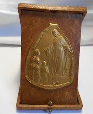 MÉDAILLE METAL DORÉ