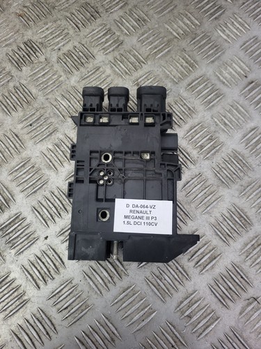 Boitier fusible renault - boitier,
