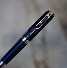 STYLO ROLLER MONTBLANC VICTOR HUGO - EDITION ECRIVAINS LIMITEE - RARE SUPERBE