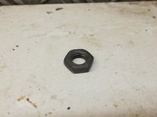 Taille haies Euromac (Mc Culloch) H60 - Ecrou de serrage de noix de lanceur