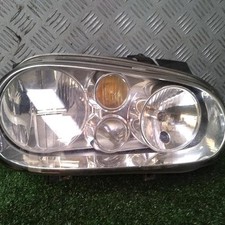 Optique avant principal droit