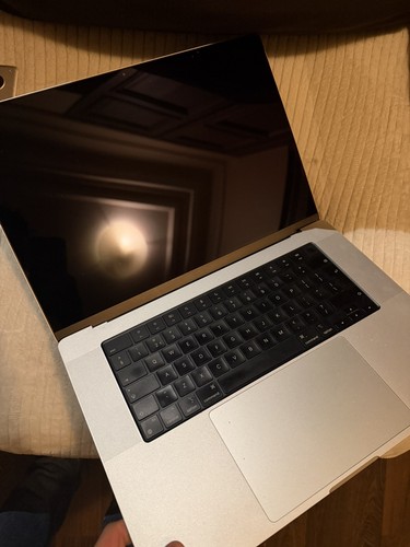 Macbook pro max - pro,