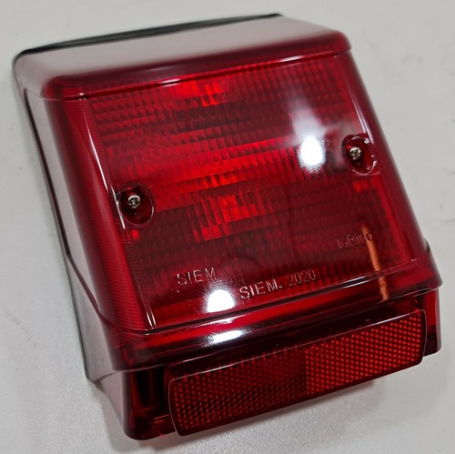 Phare arrière piaggio vespa - phare,