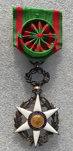 Officier ordre merite - du,