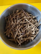 3.200kgrs de clous de fer a