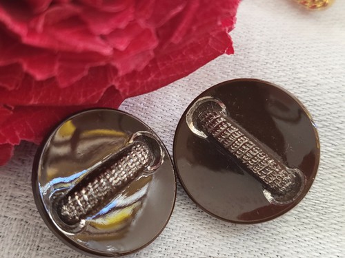 Duo boutons anciens - , en