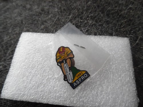 Pins velo cyclisme service - velo,