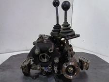 21211802012 boîtier transfert pour LADA NIVA ( 2121 21213 21214 21215 ) 3908201