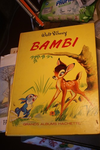 Bambi walt disney grands - ,