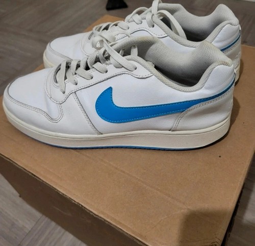 Nike sneakers blanches - , swoosh