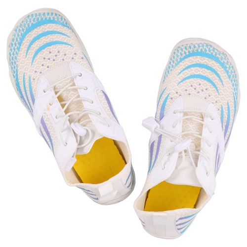 Chaussures marche dans - chaussures,
