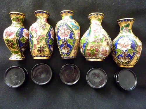Anciens petits vases - 5, en