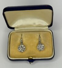 B/O Dormeuses en Or Gris 18 K  / Diamants / Réf MP2607