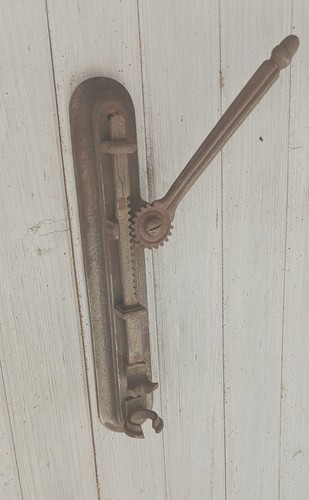 Ancien tire bouchon mural - ancien, en