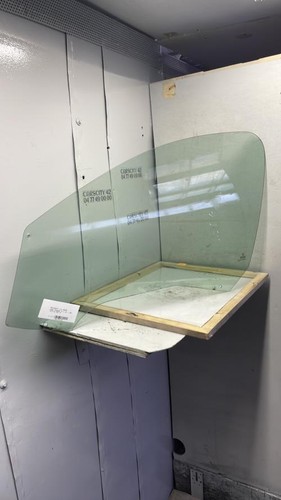 Vitre avant gauche - peugeot, 205